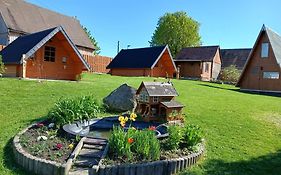 Zittau - Ferienwohnung Frieda mit Camping Familien, und Biker Hütten am Zittauer Gebirge